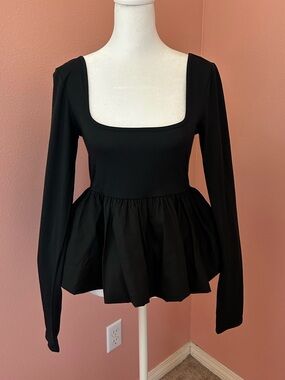 Urban Outfitters Silence + Noise black Bubble Bottom Long Sleeve ballerina Top S